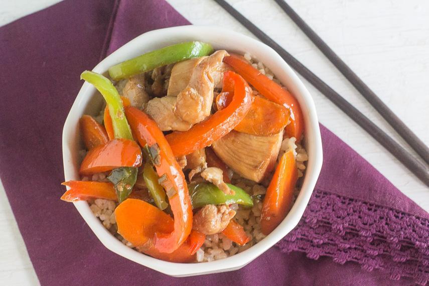 Low FODMAP Stir Fry with Chicken & Peppers