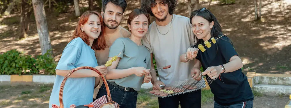 Your Summer Survival Guide for IBS: Beach Days, BBQs, and Travel Tips